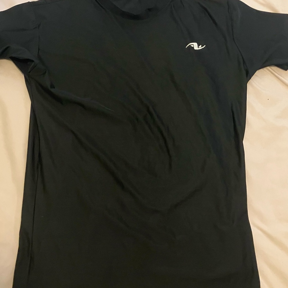 Men’s Black Size M Athletic Works Top !Accepting Offers! Bundle Deals Available